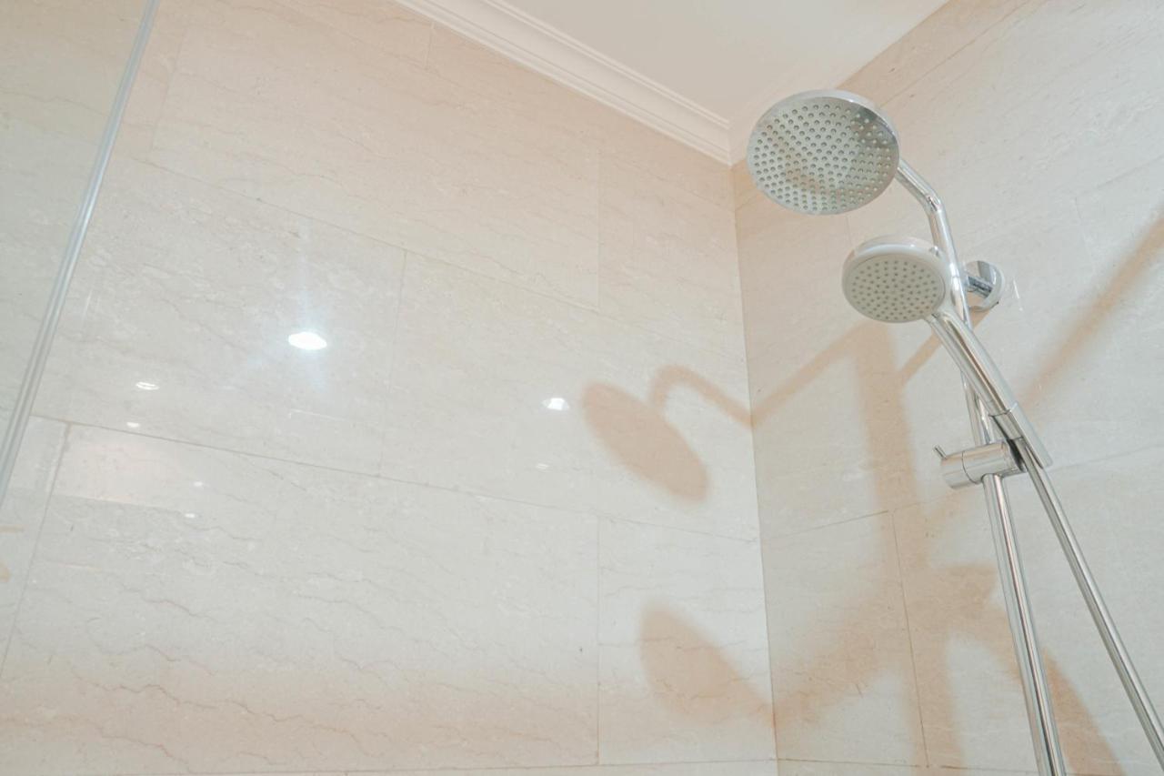 Comfy And Wonderful Menteng Park By Travelio Apartment *