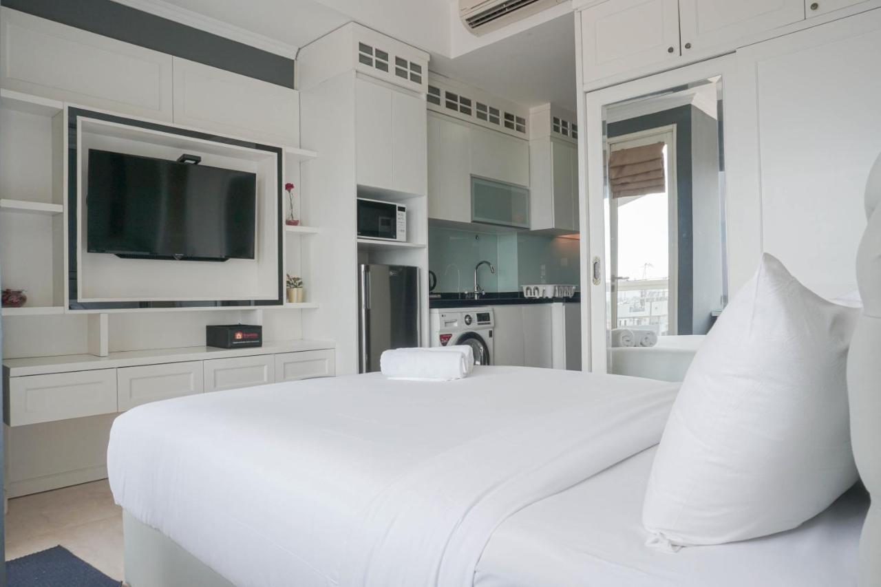 Comfy And Wonderful Menteng Park By Travelio * Jakarta