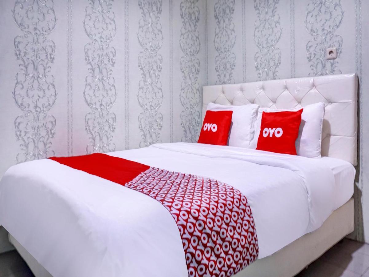 Oyo 582 Bungur Syariah 2* Jakarta