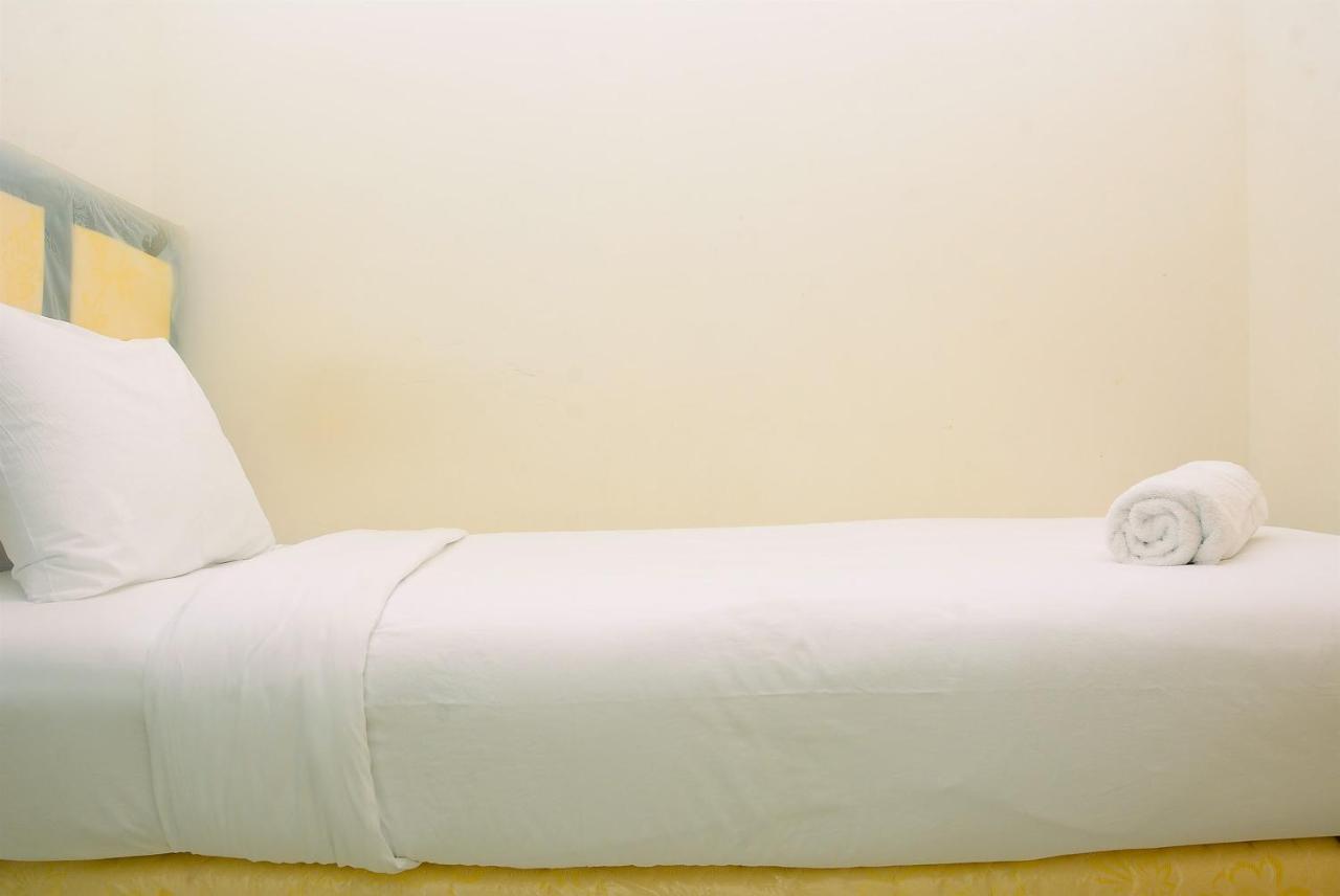 Cozy And Relax 2br Pramuka By Travelio