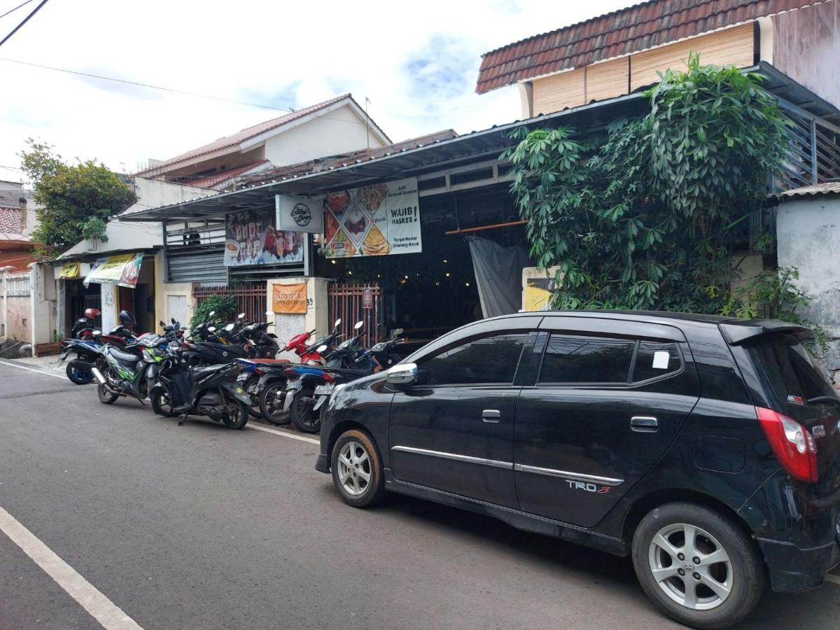 Guest house Eiffel Petojo - Female Only