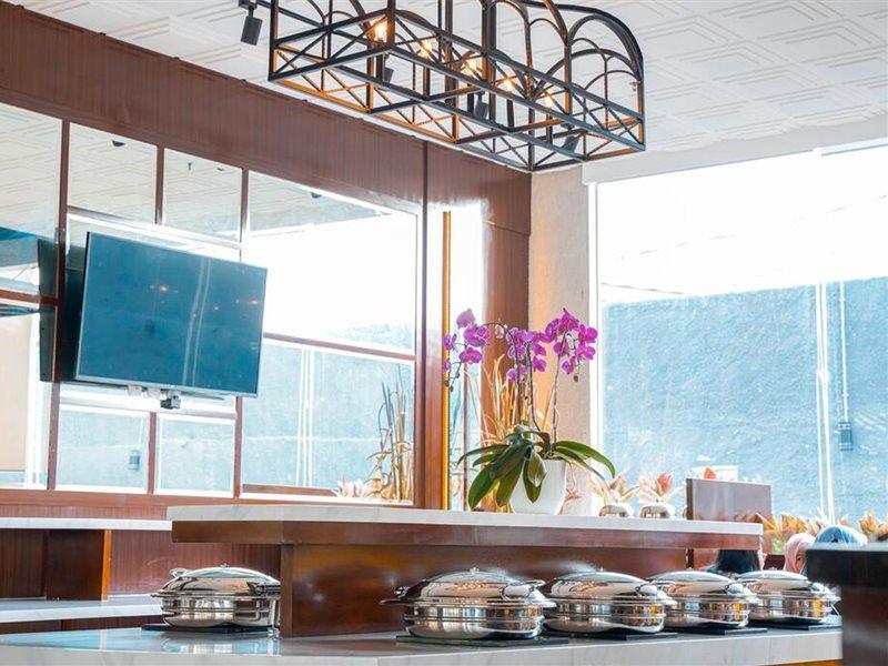 Luxury Arion Hotel 4*