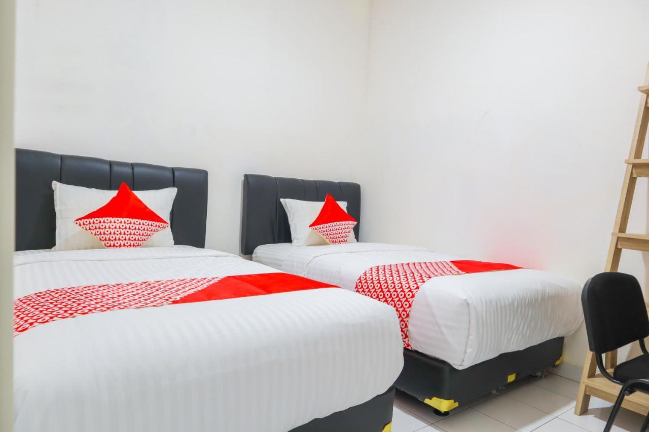 Oyo 3058 Griya Samawah Syariah Hotel 2*