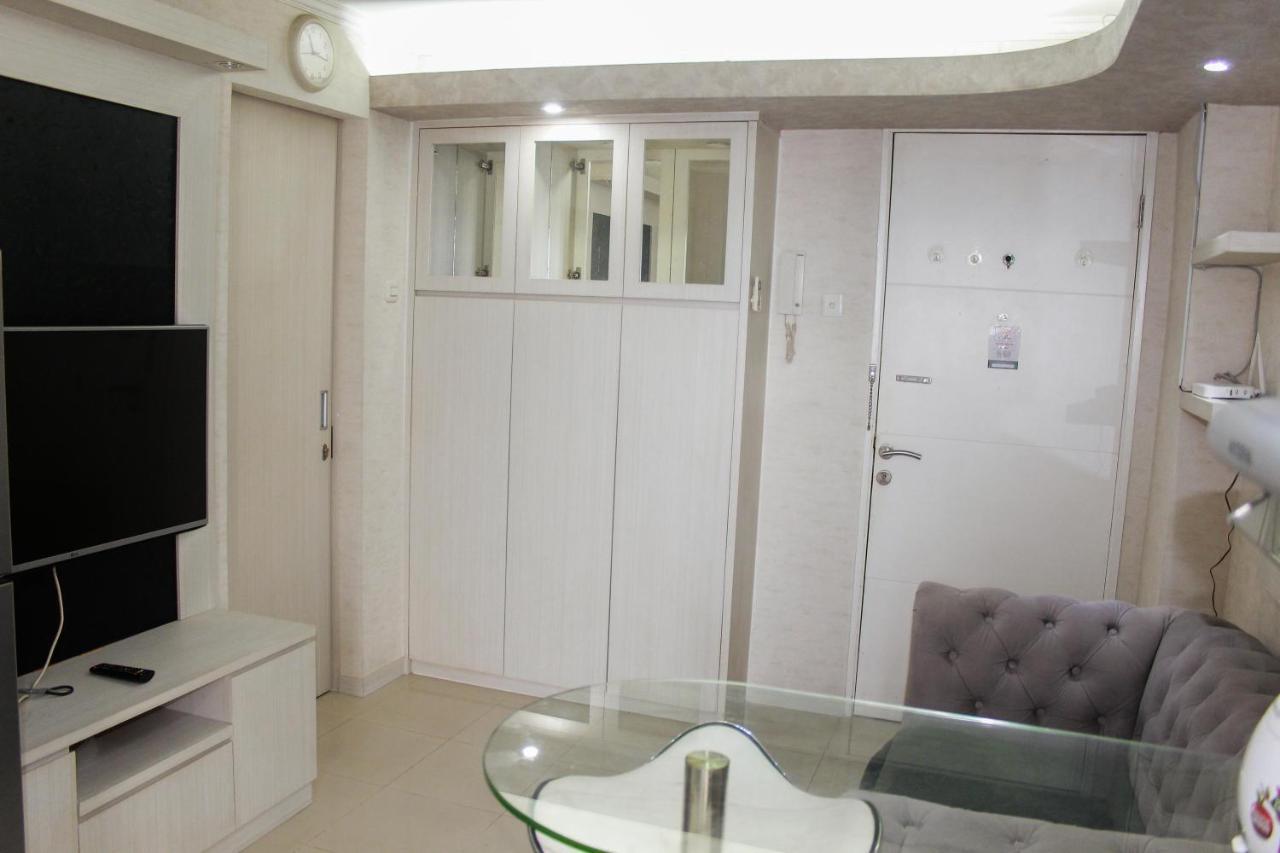 Apartment Comfort 2br Bassura Near Shopping Center By Travelio *