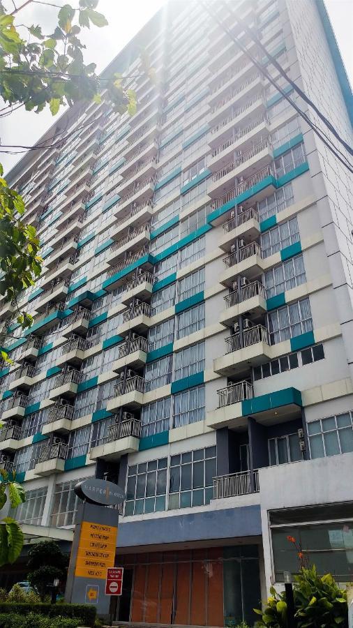 Apartment Brand New At H By Travelio Jakarta