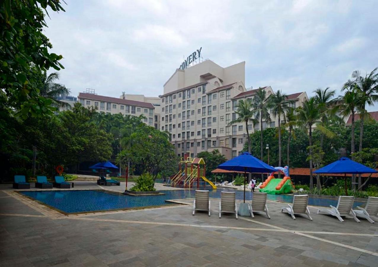Hotel Discovery Ancol 4*