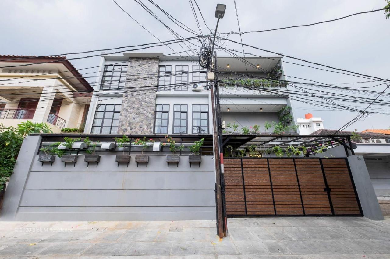 Blok M Guest house Jakarta