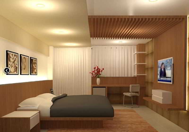 Hotel Discovery Ancol 4*