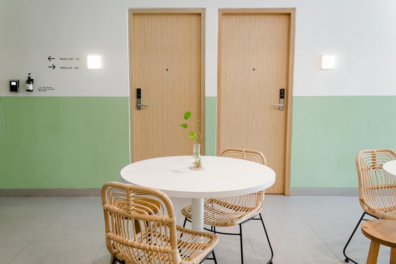 Sanctuary Spaces By Twospaces Hotel Jakarta