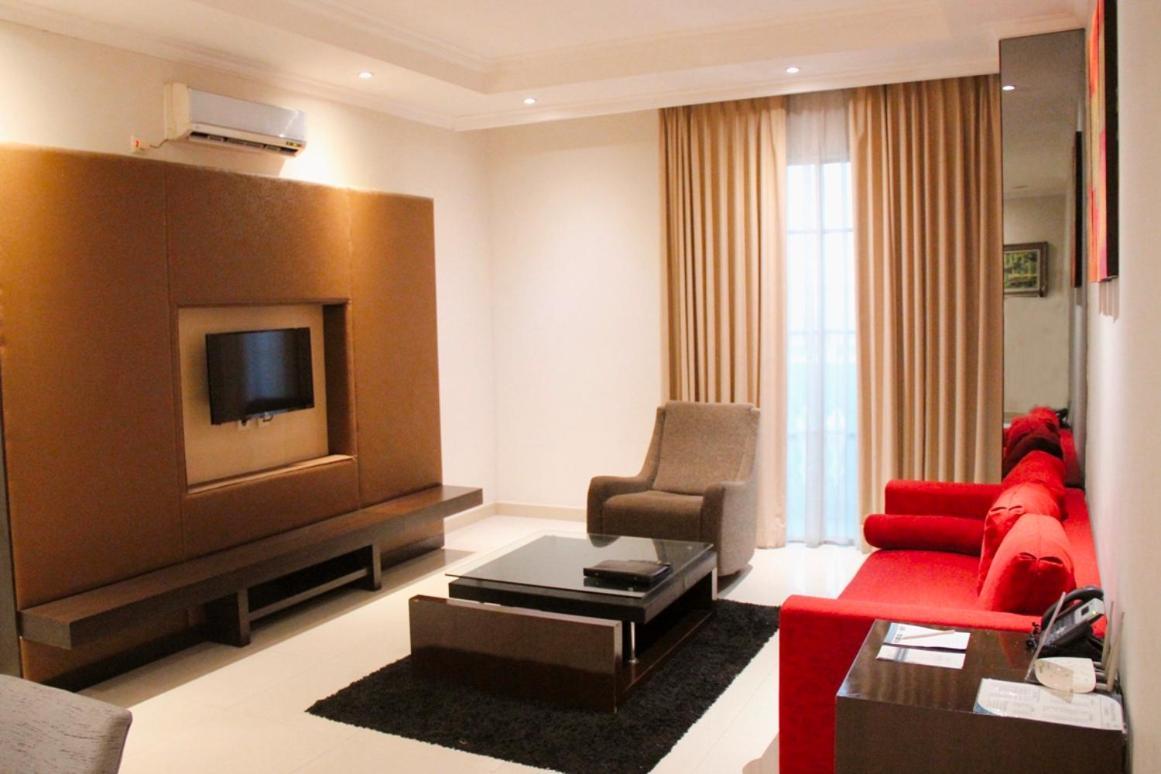The Bellezza Hotel