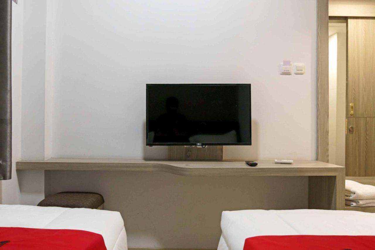 Reddoorz Plus @ Kemayoran 2 Hotel *