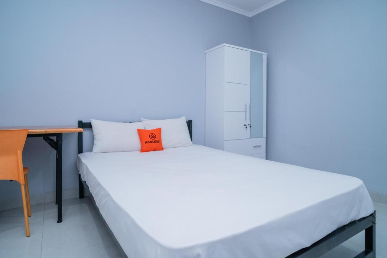 Koolkost Syariah Near Lippo Mall Kemang - Minimum 6 Nights