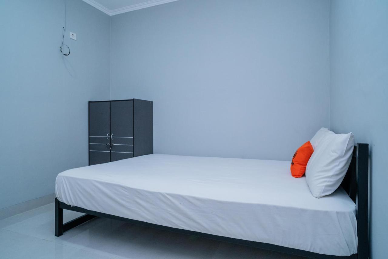 Koolkost Syariah Near Lippo Mall Kemang - Minimum 6 Nights Hotel 2*