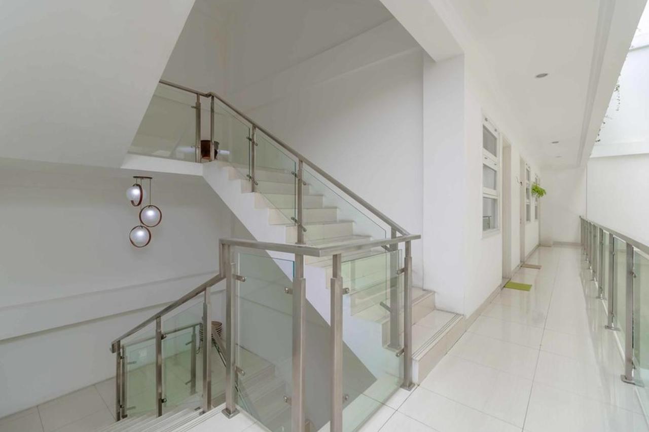 Kpbd Syariah Mitra Reddoorz 2* Jakarta