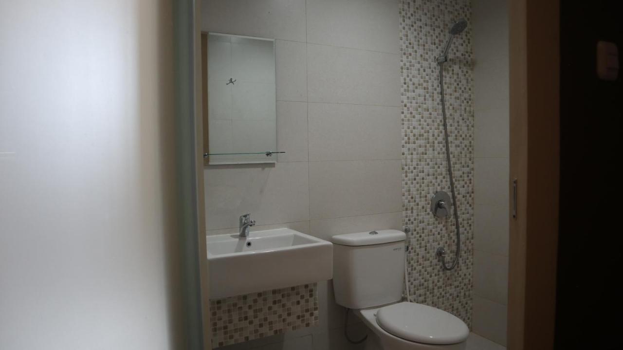 Djuragan Kamar Slipi * Jakarta