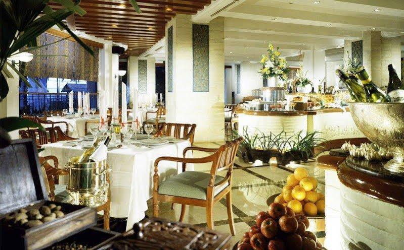 The Media & Towers 5*
