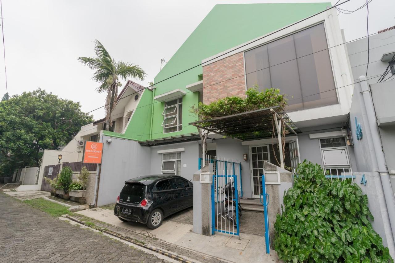 Hotel Koolkost Syariah Near Pejaten Village 2 Jacarta