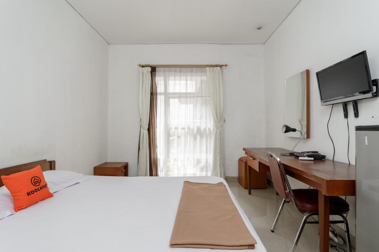 Hotel Koolkost Syariah Near Pejaten Village 2 Jacarta