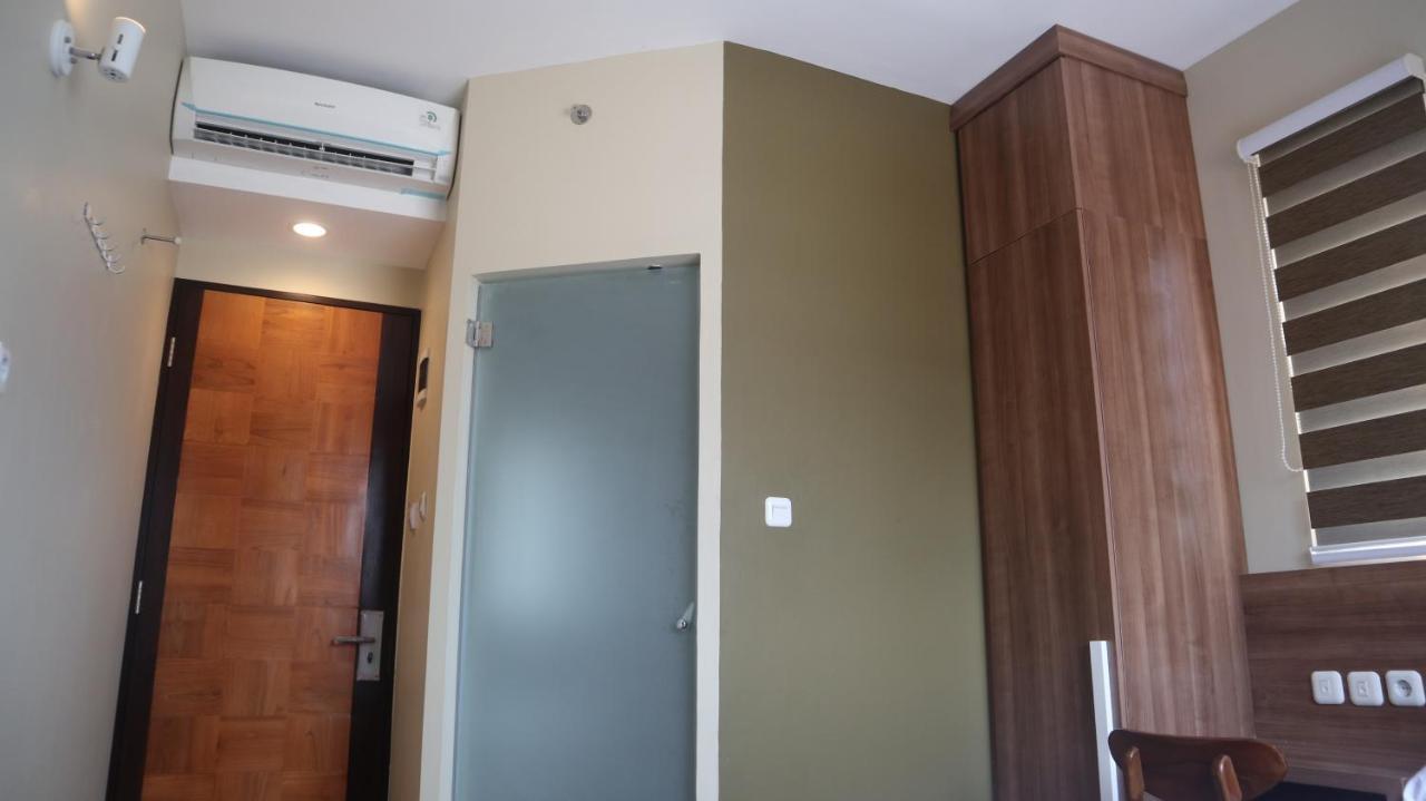 Hostel Djuragan Kamar Slipi Jakarta