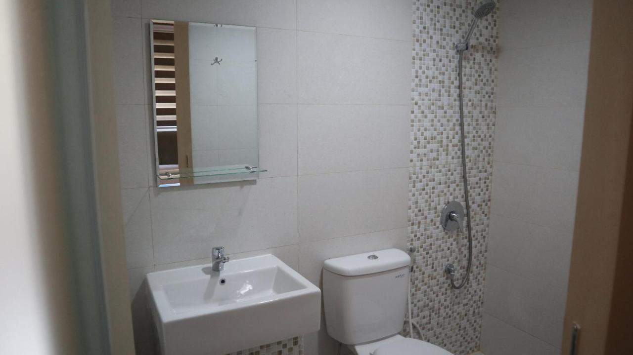 Djuragan Kamar Slipi Hostel Jakarta