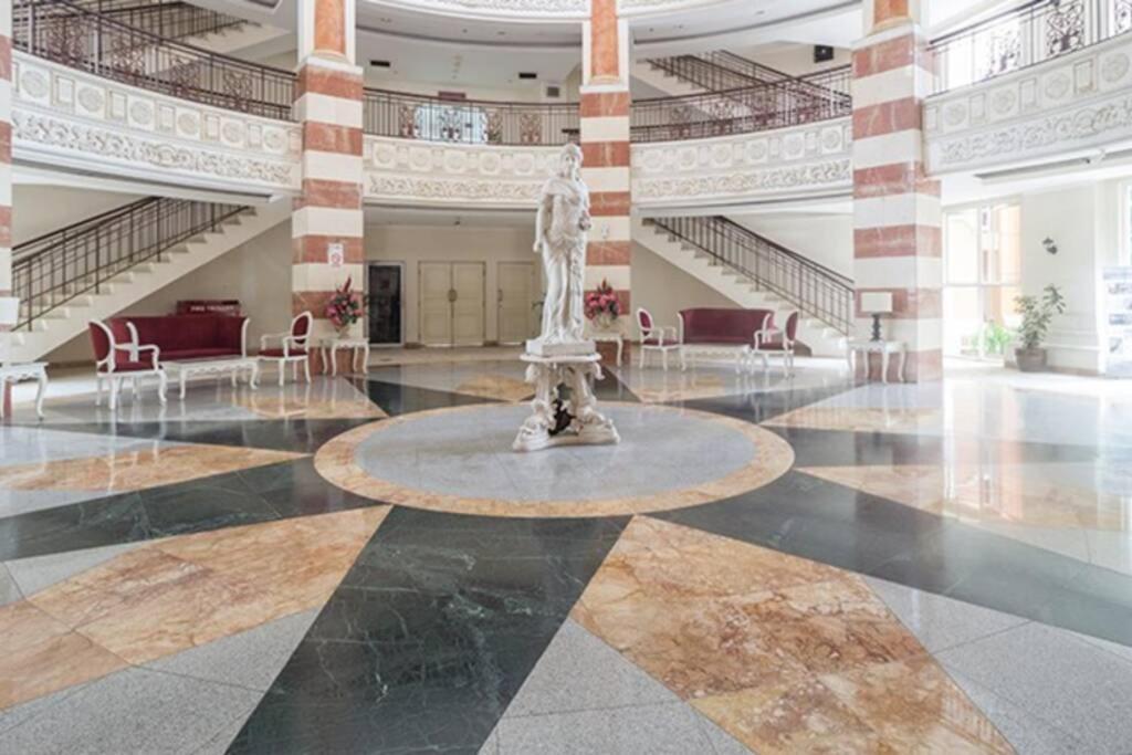 Superblock 3 Bedroom 103sqm At Mall *