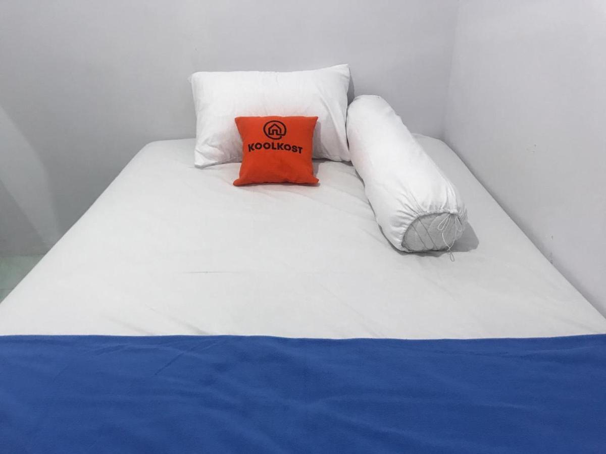 Hotel Koolkost Syariah Near Pelabuhan Tanjung Priok