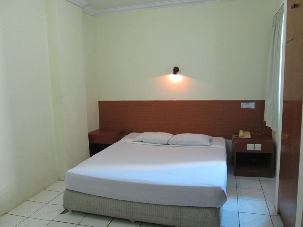 Lautze Indah 2*