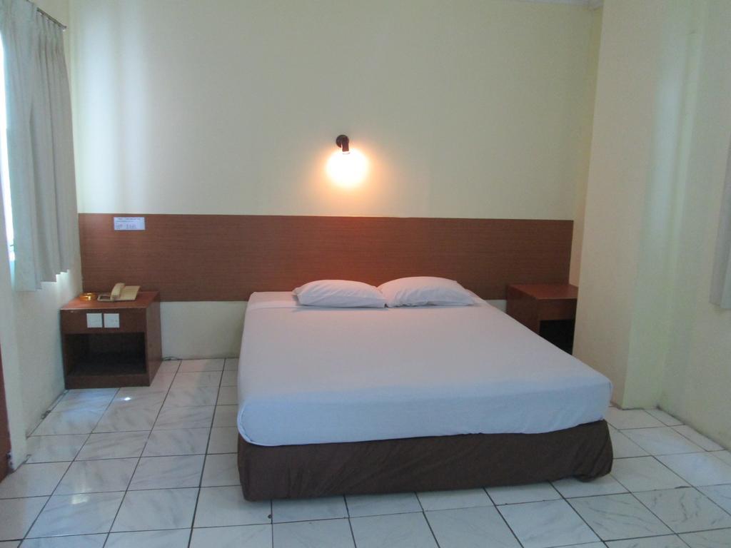 Hotel Lautze Indah