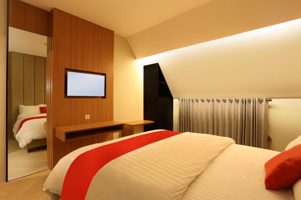 Hotel Adotel