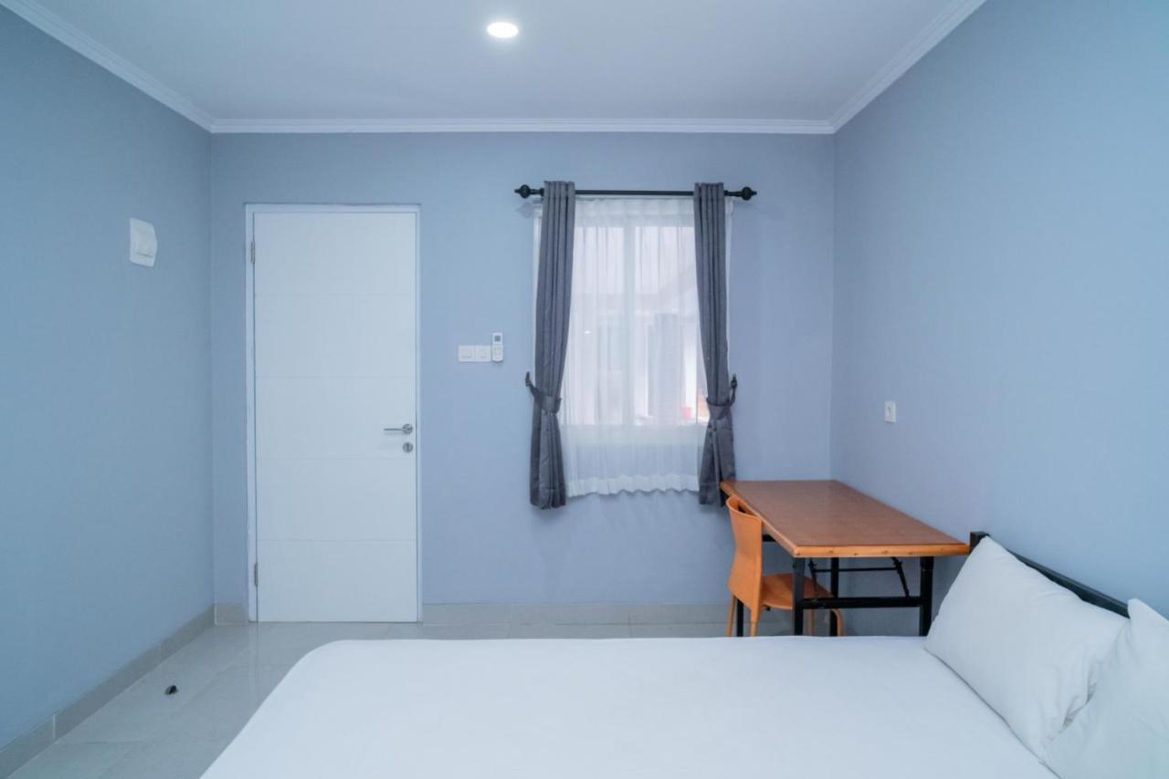 Koolkost Syariah Near Lippo Mall Kemang - Minimum 6 Nights Hotel Jakarta