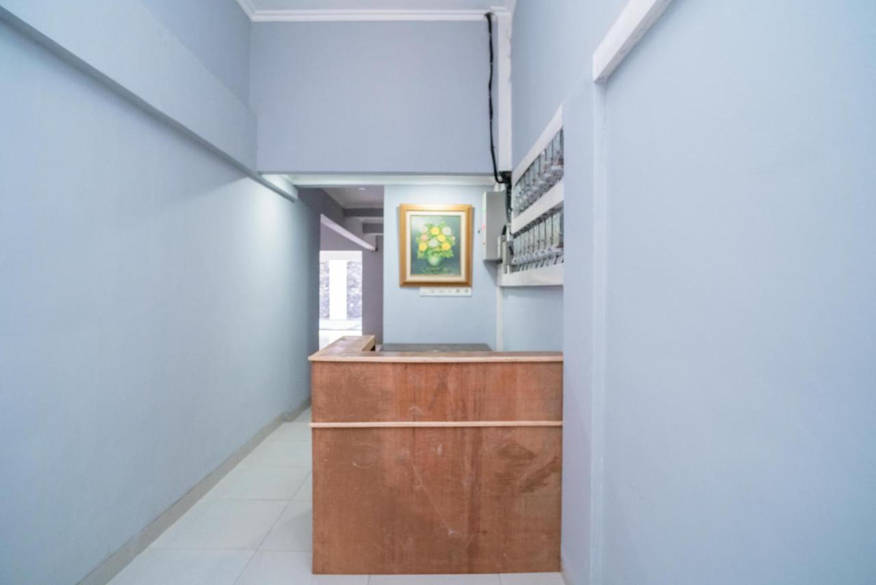 Hotel Koolkost Syariah Near Lippo Mall Kemang - Minimum 6 Nights Jakarta