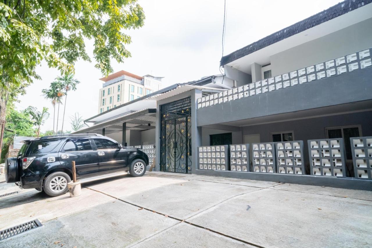Koolkost Syariah Near Lippo Mall Kemang - Minimum 6 Nights