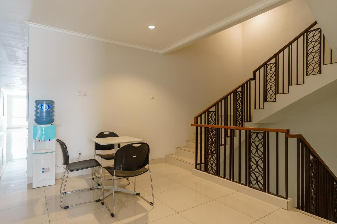 Koolkost Syariah Near Jalan Gatot Subroto 2 Minimum 3 Nights Hotel 2*
