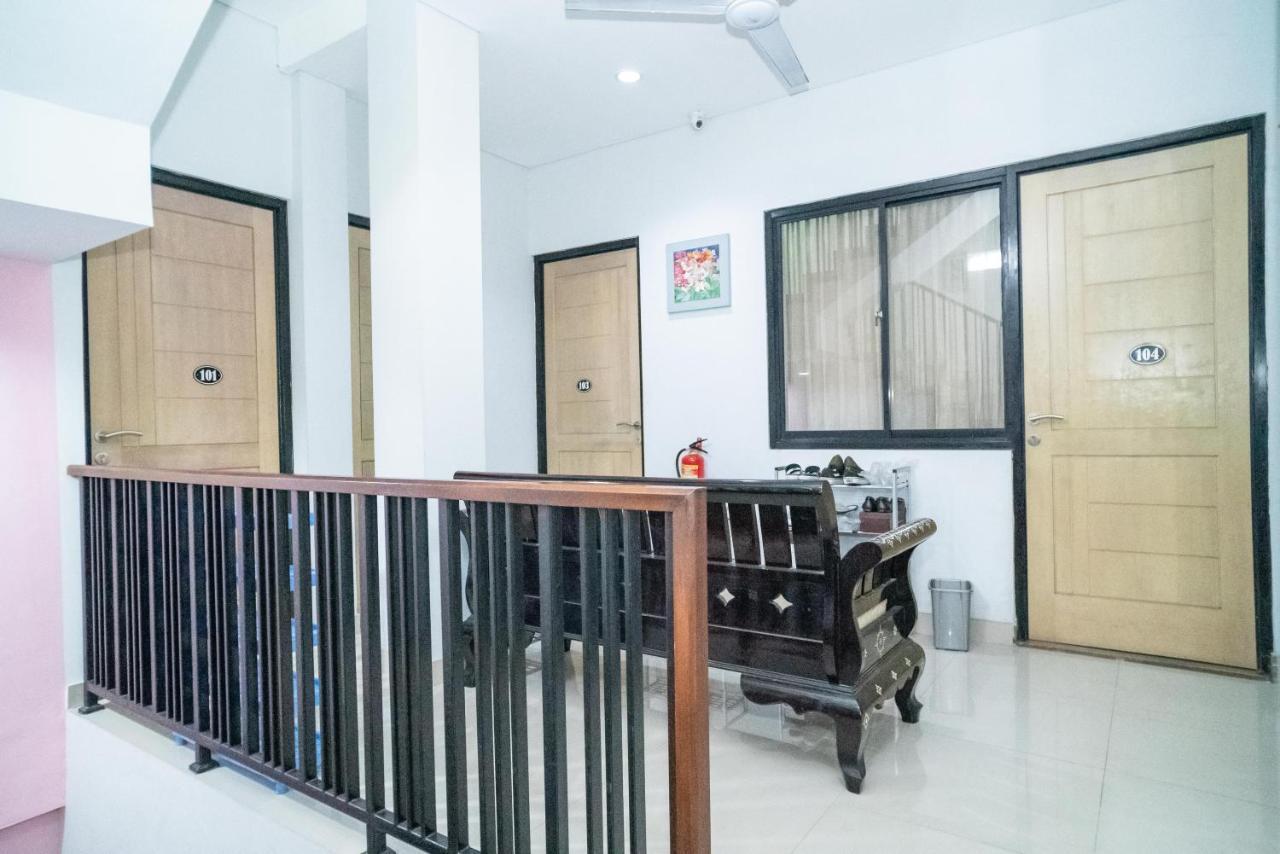 Khách sạn Koolkost Syariah At Jl Danau Maninjau Benhil - Minimum 30 Nights Jakarta