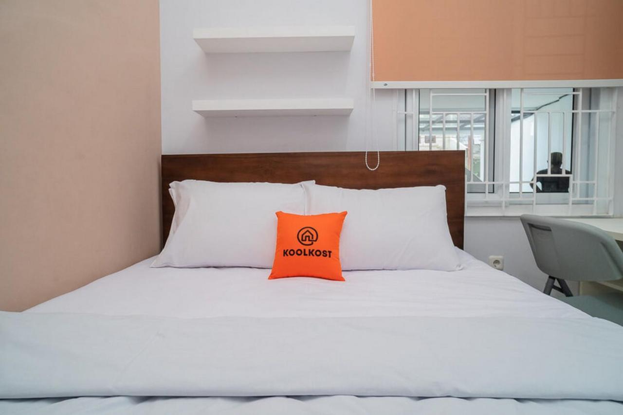 Hotel Koolkost Syariah At Jl Danau Towuti Benhil - Minimum 30 Nights