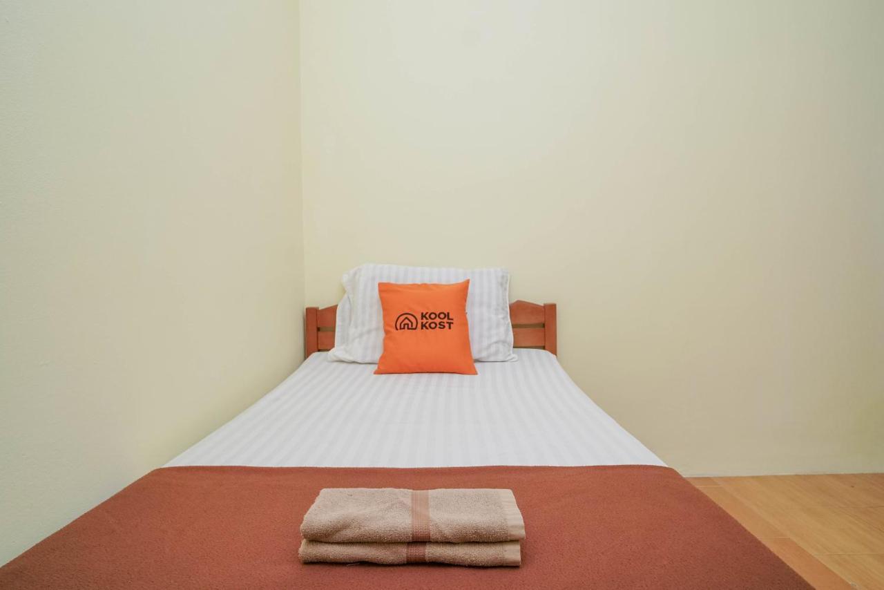 Hotel Koolkost Syariah Near Senayan *
