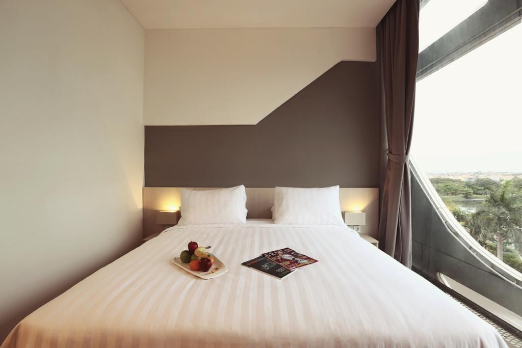 Ozone Pantai Indah Kapuk Hotel Jakarta