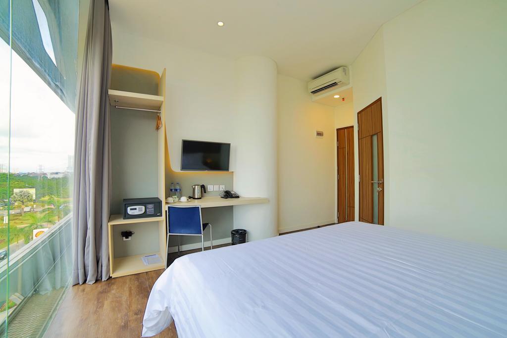 Ozone Pantai Indah Kapuk 3* Jakarta