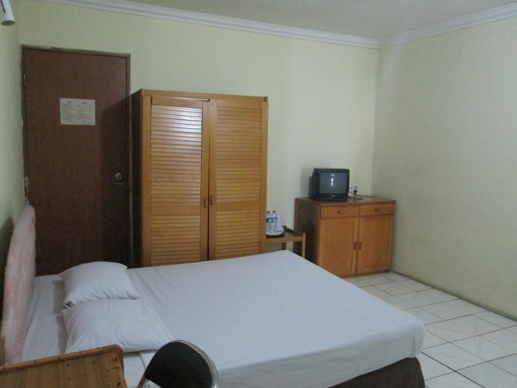 Lautze Indah 2* Jakarta