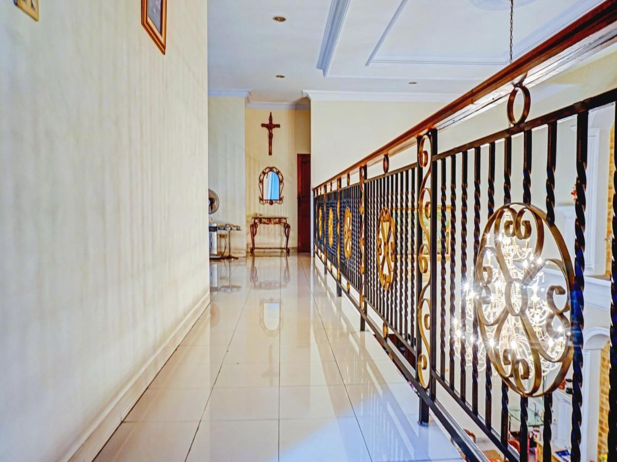 Spot On 90295 Simprug Hotel 2*