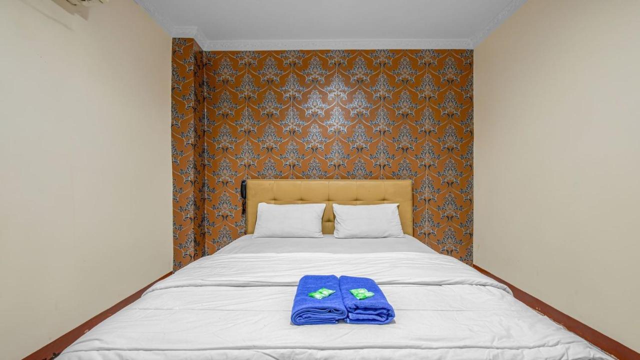 Cempaka Sari Hotel 2*