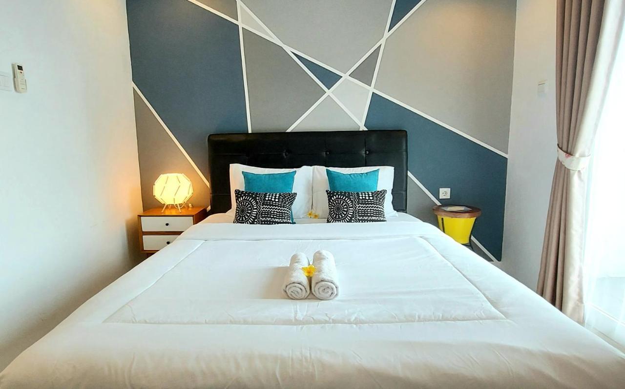 Woodland Park Residence-relaxed And Friendly Jacarta