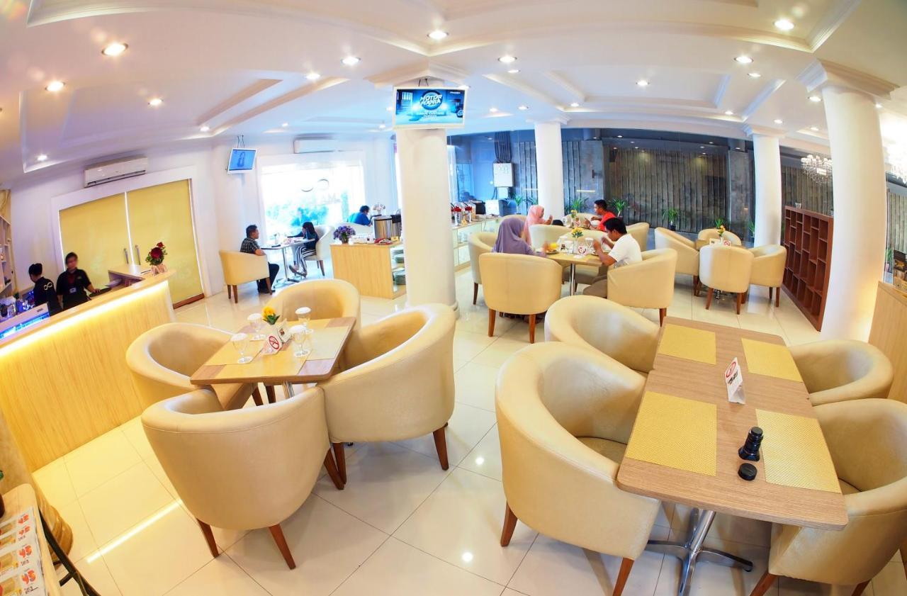 Maven Fatmawati Hotel