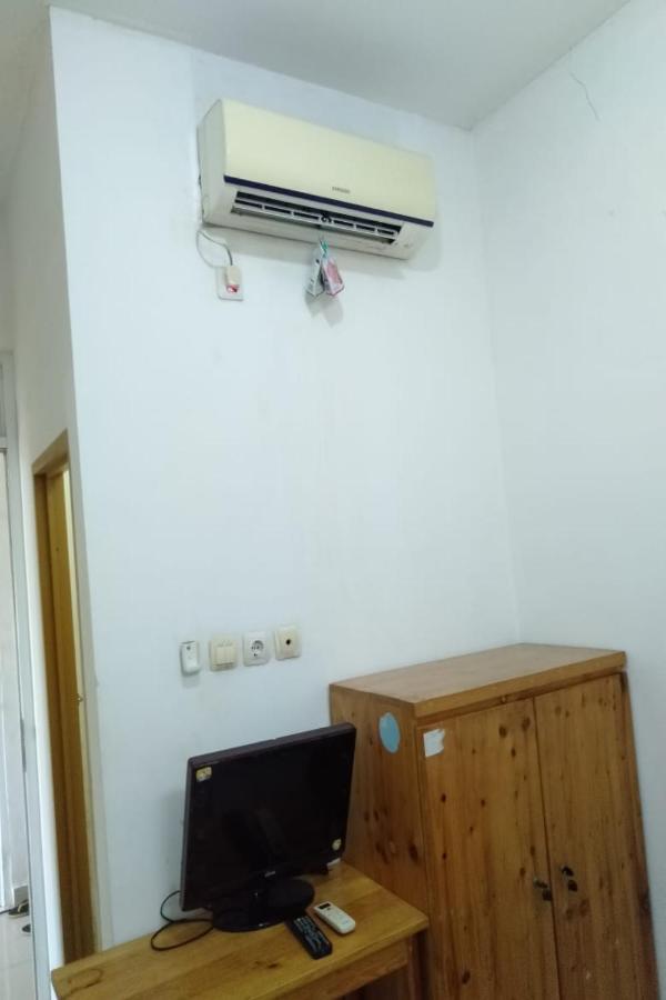 Hotel Spot On 90538 Dewi Syariah 2*