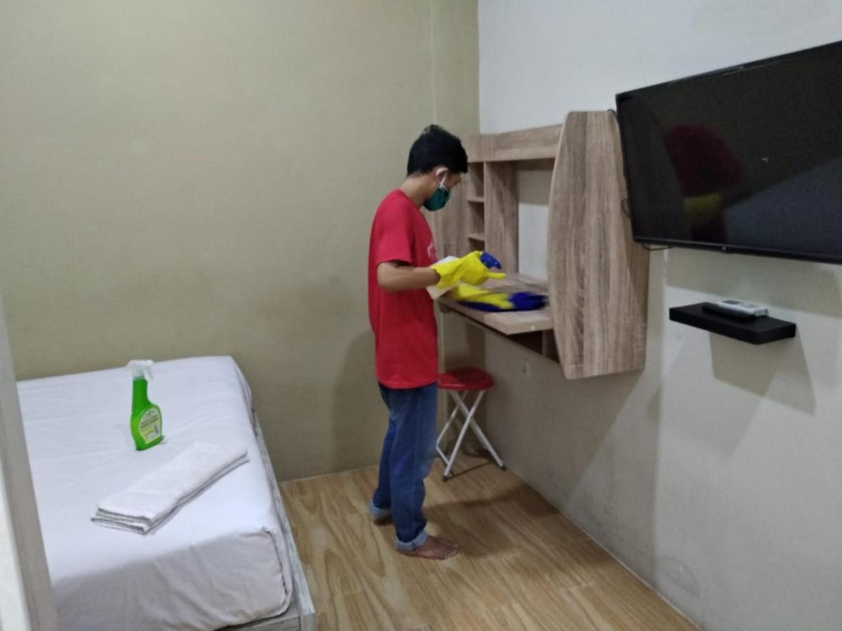 Cozrooms Near Mrt, Plaza Indonesia, And Grand Indonesia Guest house