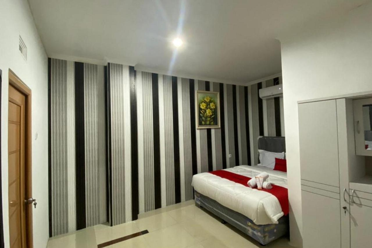 Reddoorz @ Rawamangun Hotel Jakarta