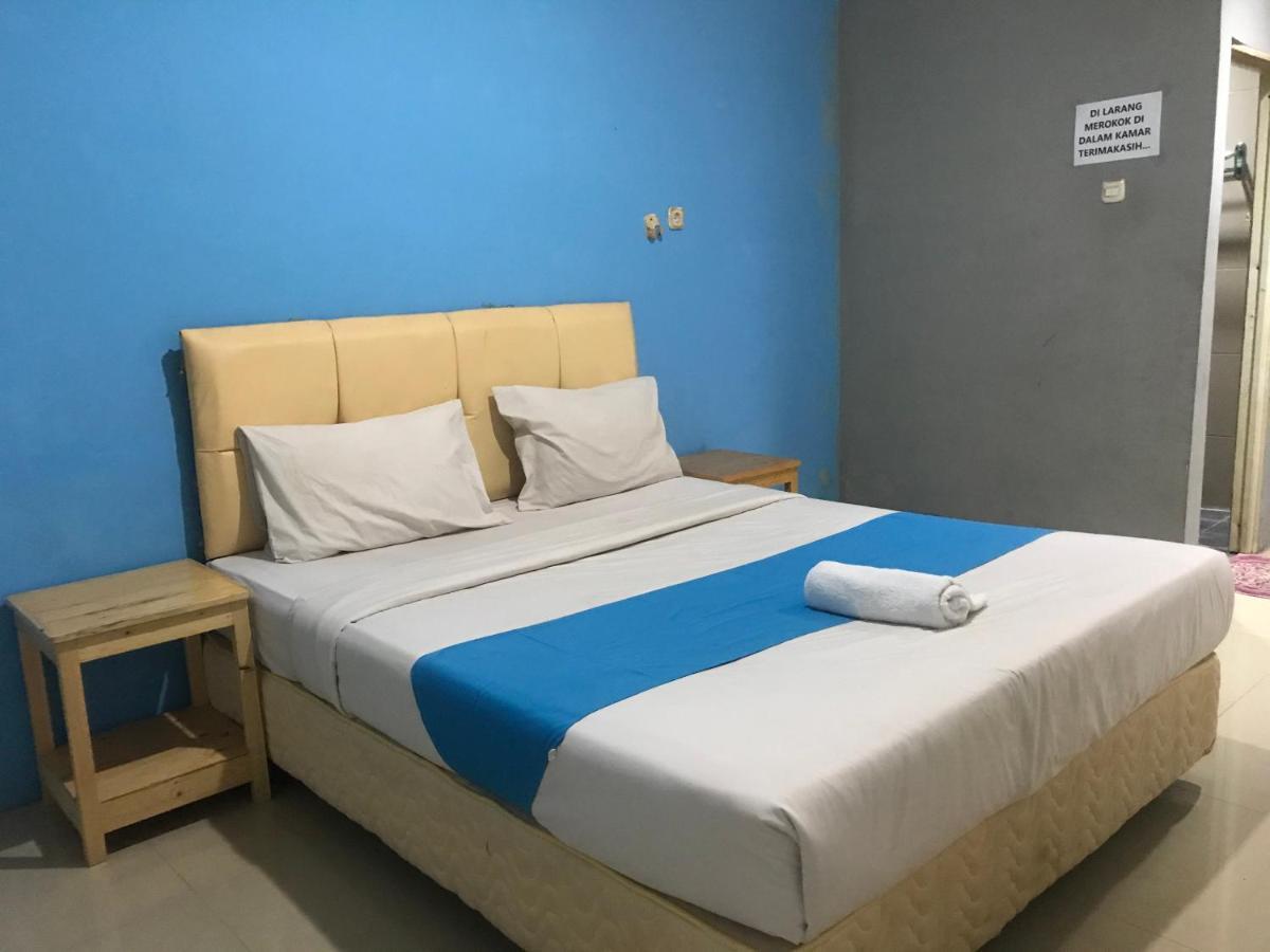 Hotel Super Oyo 90436 Dewi Fortuna