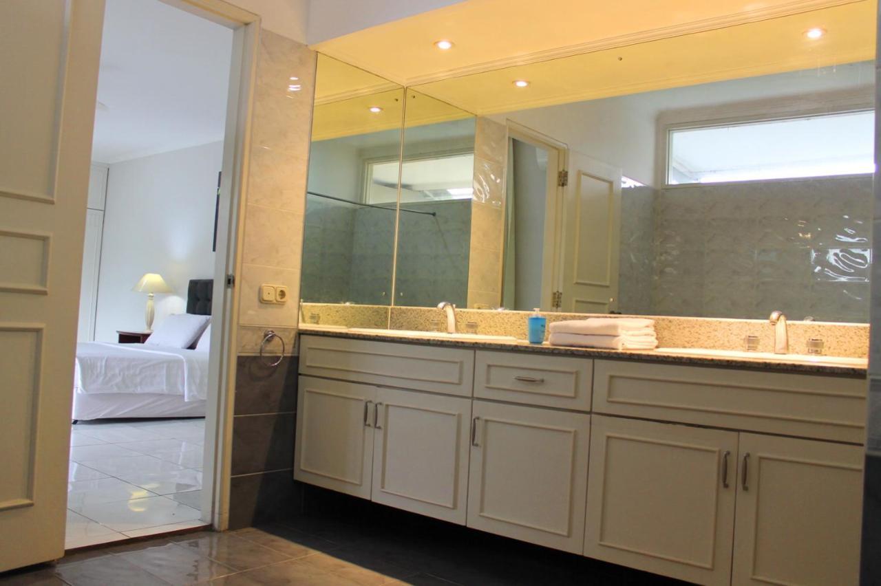 Kemang Utara Creative Villas * Jakarta