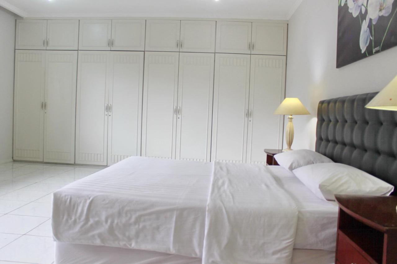 Kemang Utara Creative Villas Villa *