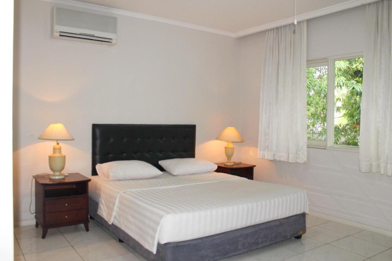 Villa Kemang Utara Creative Villas *